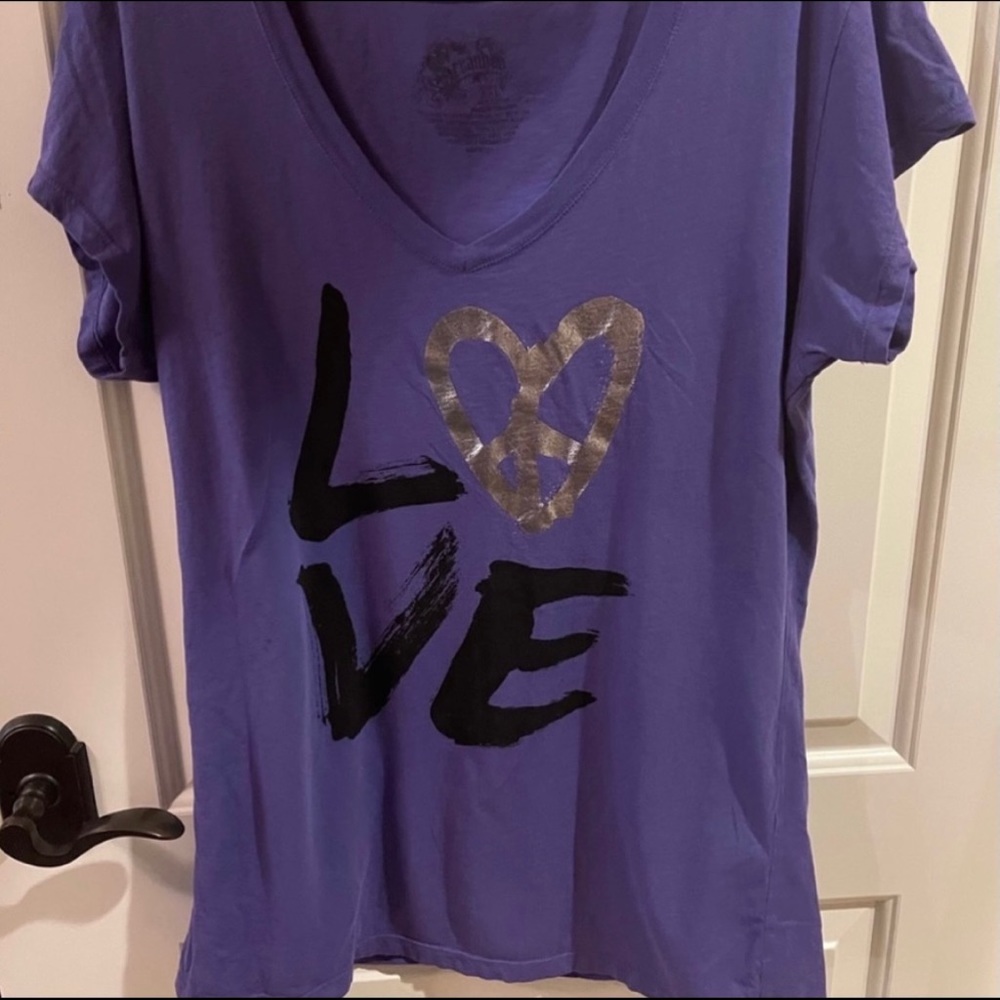 Stranded Purple Love Tee Size XXL (Girls). NWOT